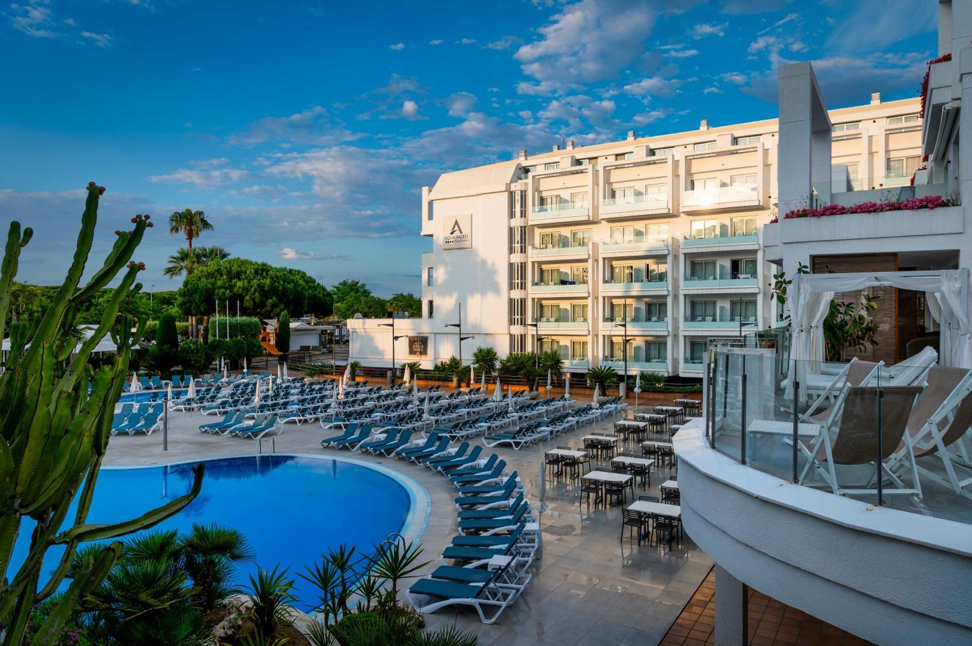 Aqua Hotel Aquamarina & Spa Santa Susanna Exterior foto