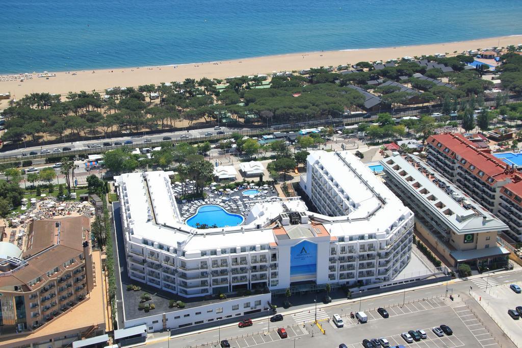 Aqua Hotel Aquamarina & Spa Santa Susanna Exterior foto